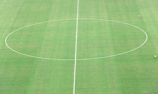 El centro del campo visto desde una perspectiva aérea. Cuotas Cerro Porteño vs Deportivo La Guaira.
