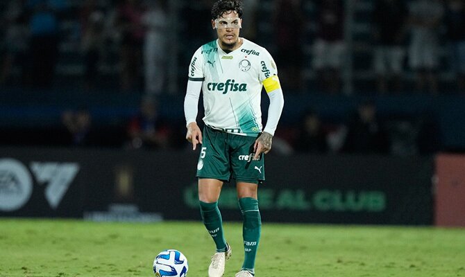 Gustavo Gomez como capitán del Palmeiras en acción por la Copa Libertadores 2023