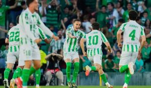 Sueños distintos en Polonia: Apuestas Betis vs Chelsea por la Conference League