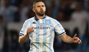 Por puntos y orgullo en el Clásico de Avellaneda: Cuotas para Independiente vs Racing