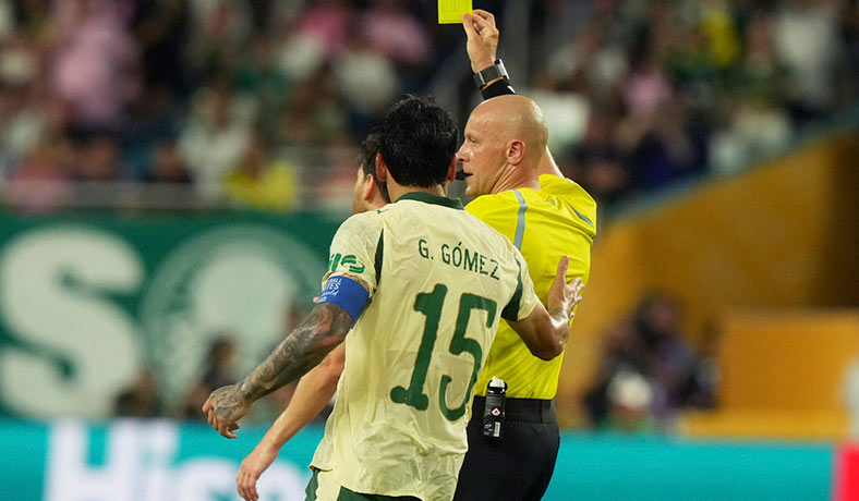 Gustavo Gomez de Palmeiras en partido del Mundial de Clubes