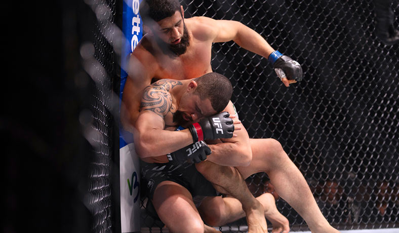 UFC 328: Pronósticos para Chimaev vs Strickland, Van vs Taira y más combates