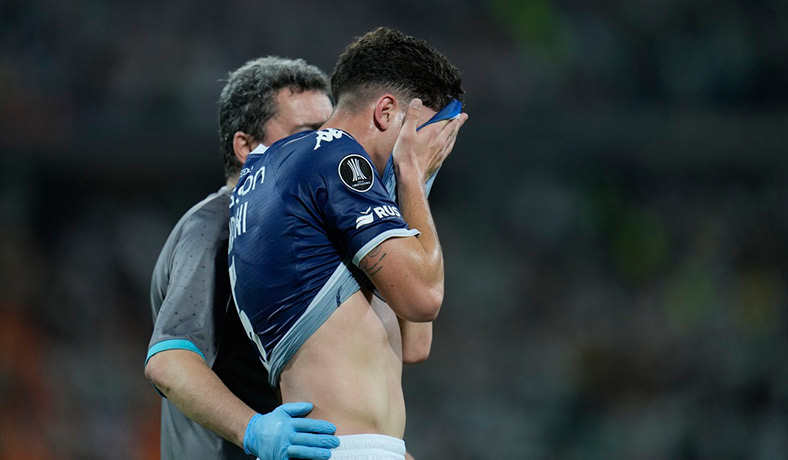 Juan Nardoni de Racing en partido de Copa Libertadores